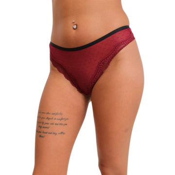 SIA Διάφανο πουά βρακάκι-στρινγκάκι με δαντέλα στα πλάγια και άνοιγμα στο πίσω μέρος με μεταλλική καρδούλα