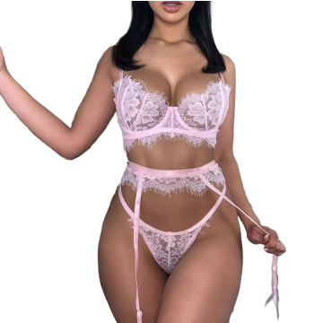 MYRA Ροζ δαντελένιο σετ σουτιέν με μπανέλα, ζαρτιέρες και ασορτί στρίνγκ