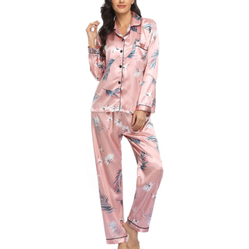 VIDA Σατέν υφής σετ πιτζάμας 4 τμχ με πουκαμίσα, παντελόνι, μάσκα ύπνου & πουγκάκι με άνθη και φύλλα